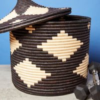 19" Small Black Diamond Woven Storage Hooded Lid Basket