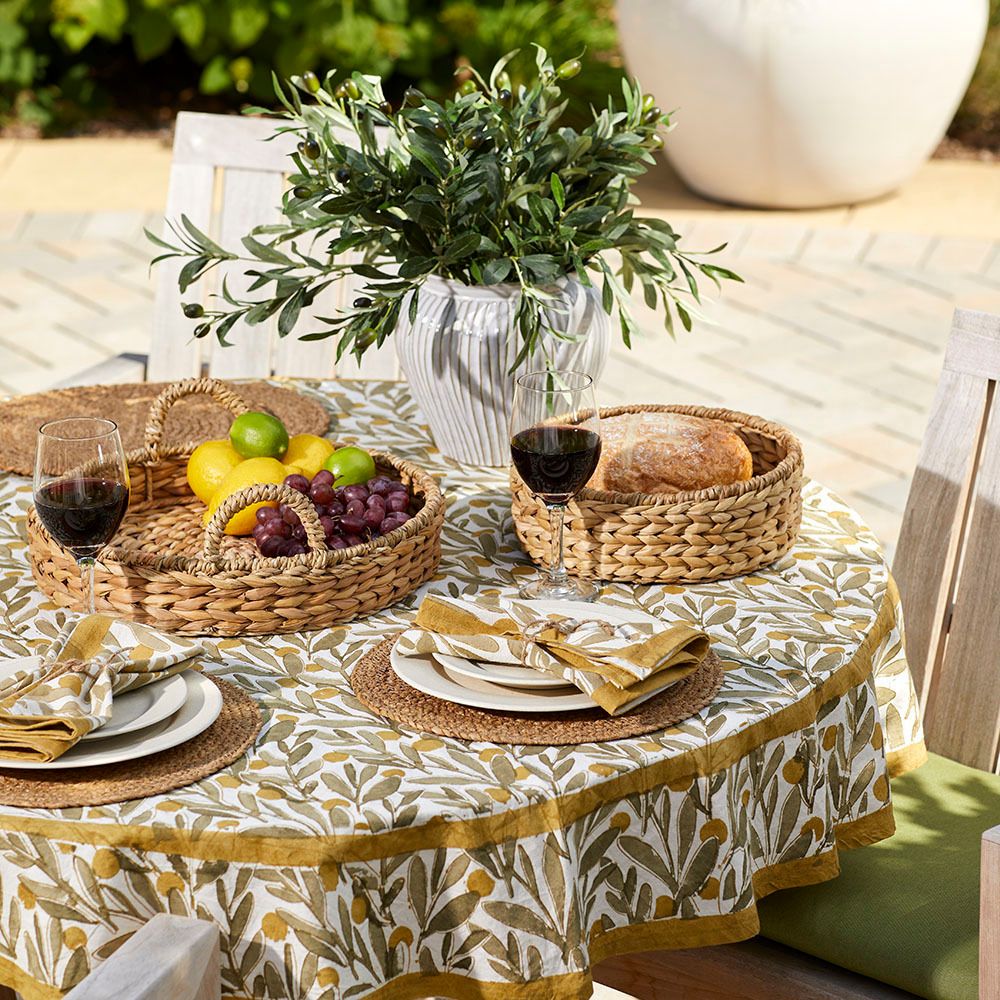 Kalamkaari Olive Branches 70 Round Tablecloth 20 x 20 Napkin Set