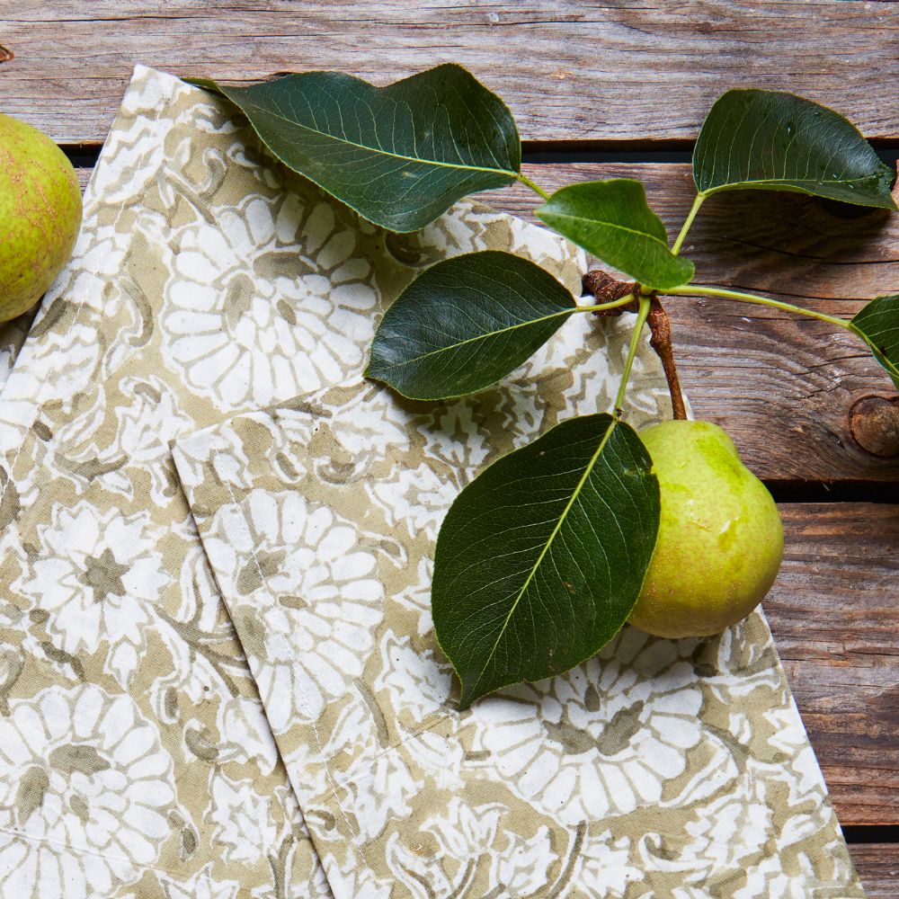 Kalamkaari White Floral 20 x 20 Napkin Set