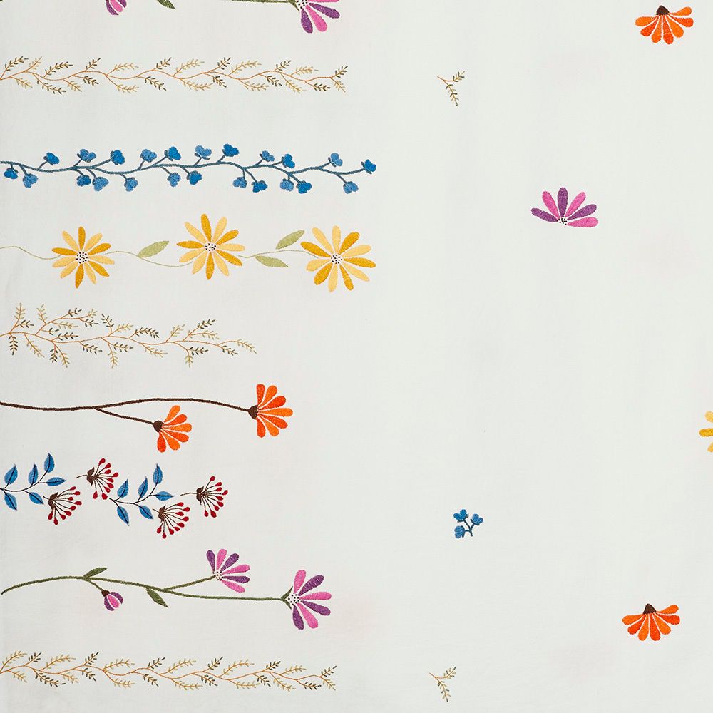 Spring Floral Embroidery Tablecloth