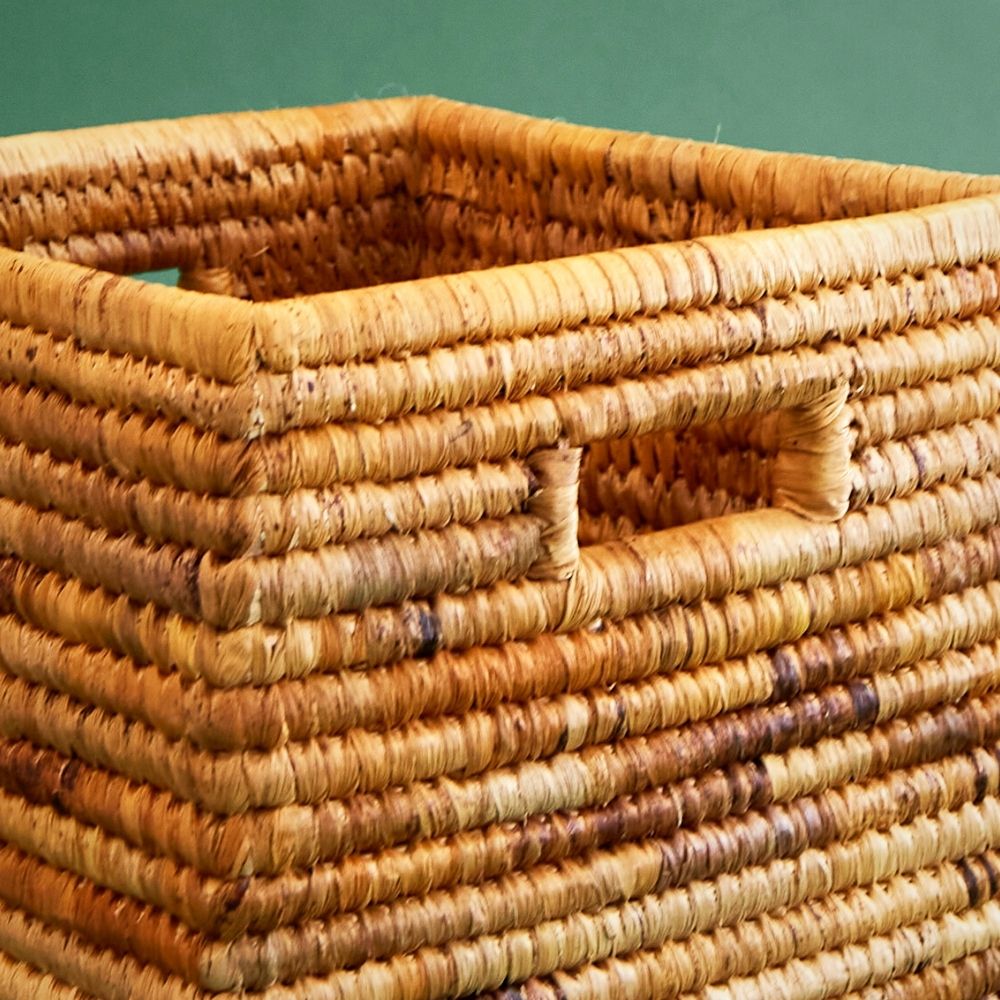 Medium Banana Square Planter Shelf Basket